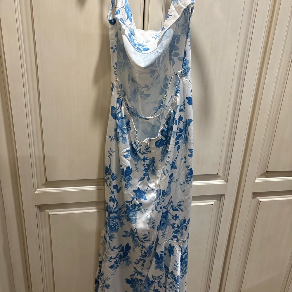 Cider Light Blue Floral Maxi Dress with open back and straps - Picture 3 of 3
